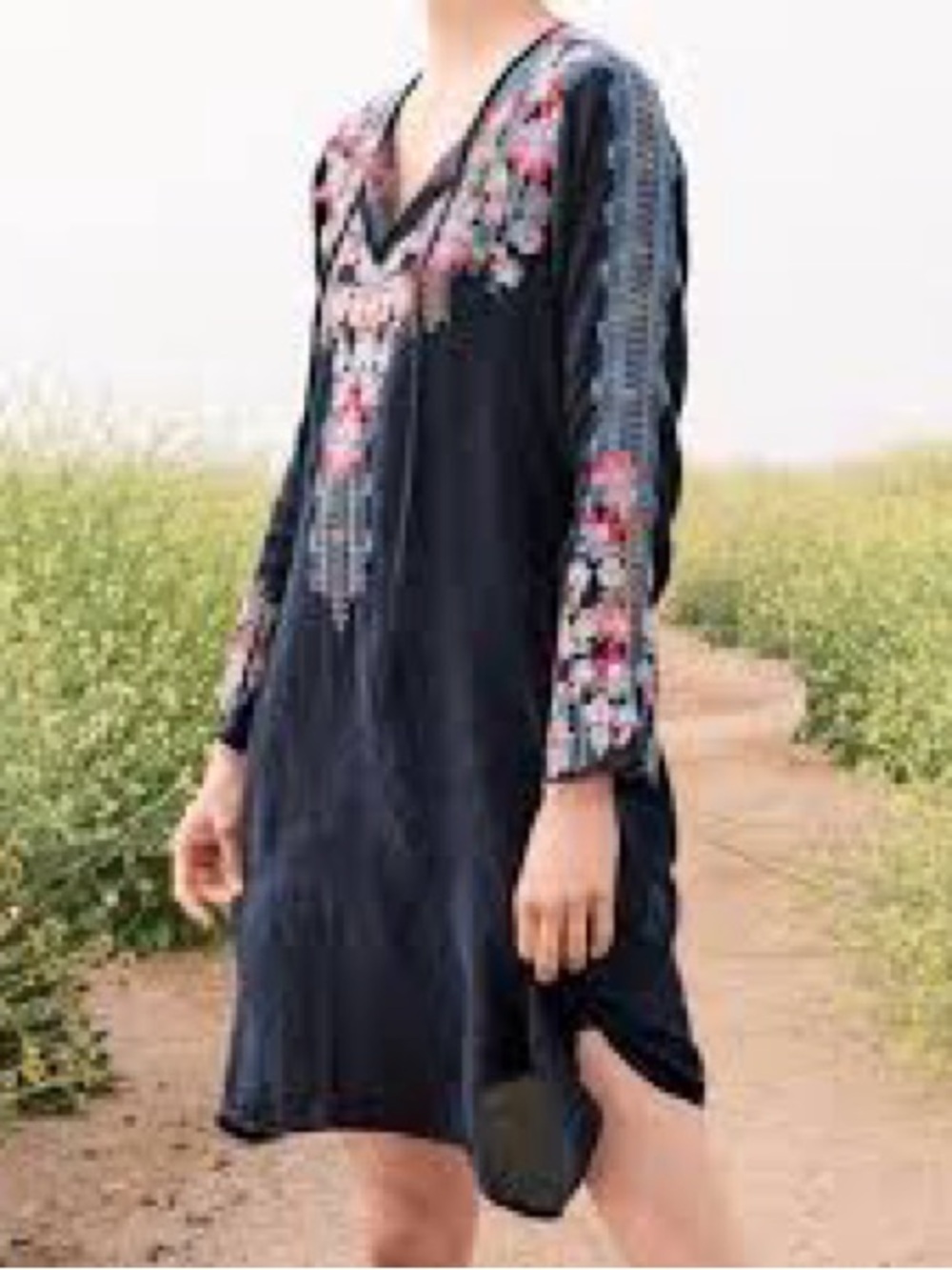 Johnny Was Tanyah Embroidered Tunic dress - Picture 3 of 7
